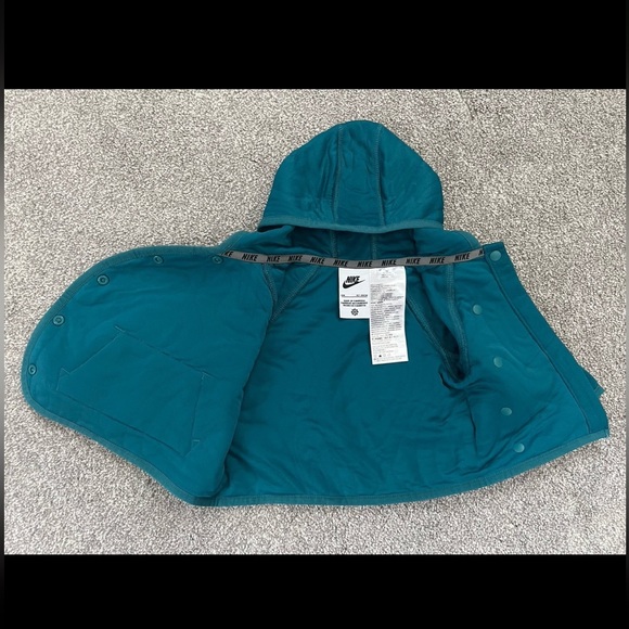 Nike Baby 6 Month 2-Piece Snap Jacket Set - Picture 5 of 6